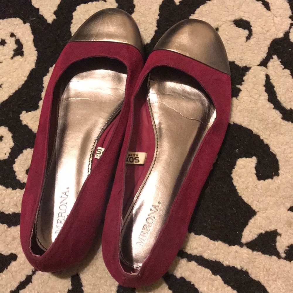 Size 6 Suede Merona flats